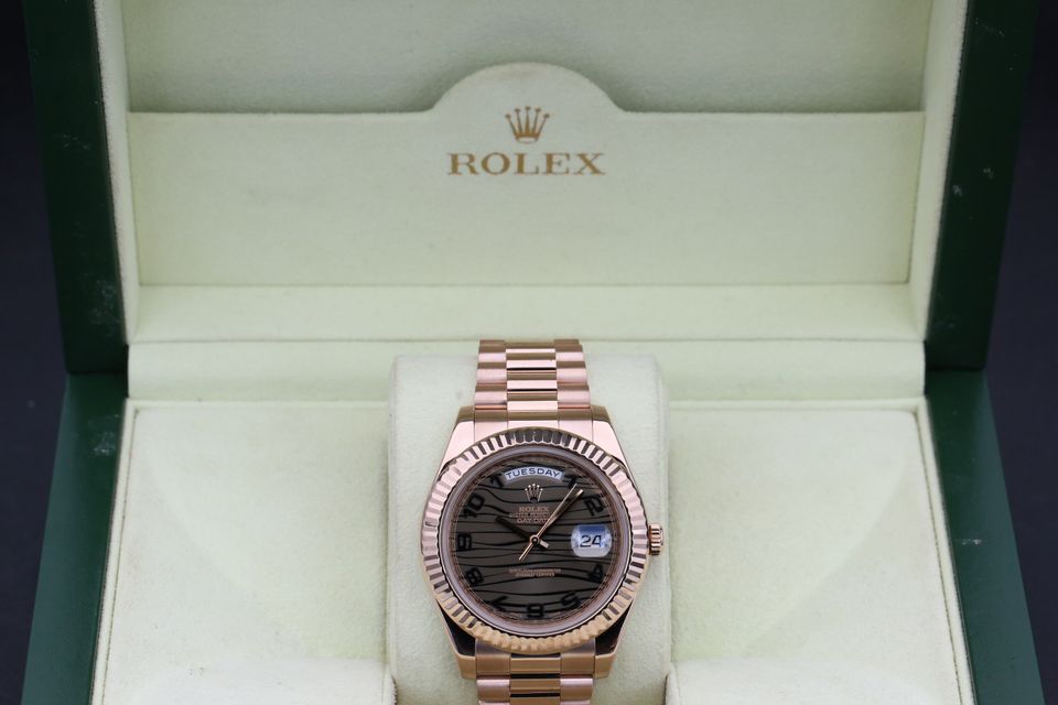 Rolex Day-Date II 218235 Image 4